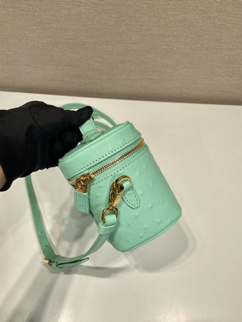 Pra*a box bags